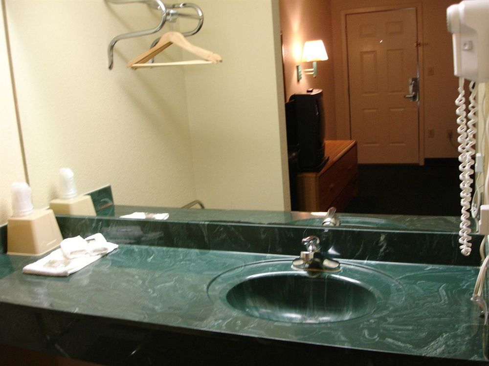 Luxury Inn Forrest City Zimmer foto